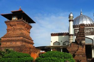 2 kerajaan islam di pulau jawa